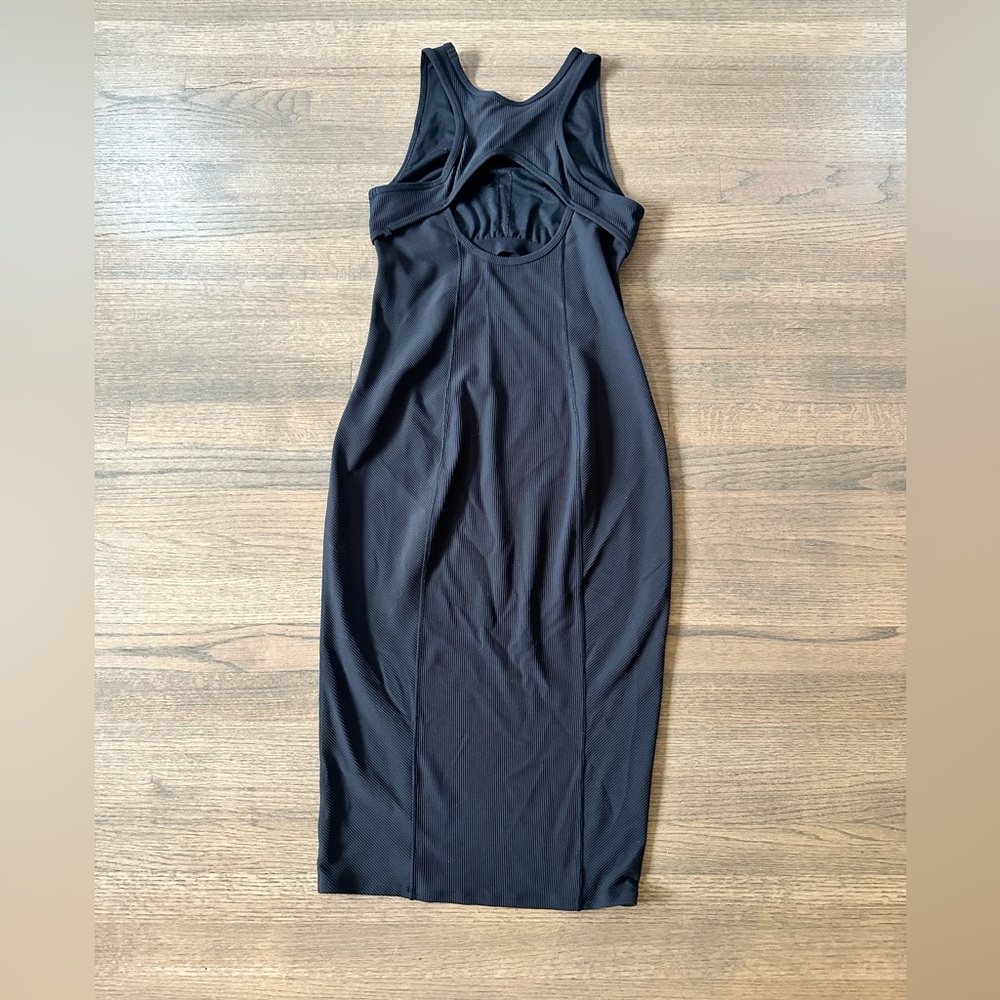 Lululemon Brunch and Back Dress-Size 8-Black - Picture 6 of 11